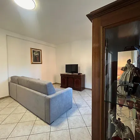La Casa Dei Fiori San Lorenzo By Ghor شقة روما